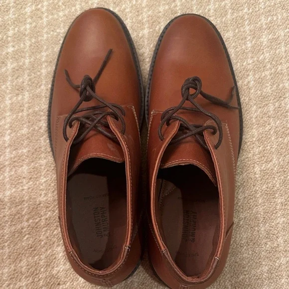 Classic Brown Chukka Boots for Men - Picture 4 of 8